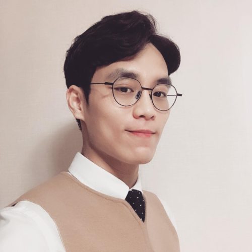 https://www.usnami.com/wp-content/uploads/2019/04/Korean_Student_3-500x500.jpg